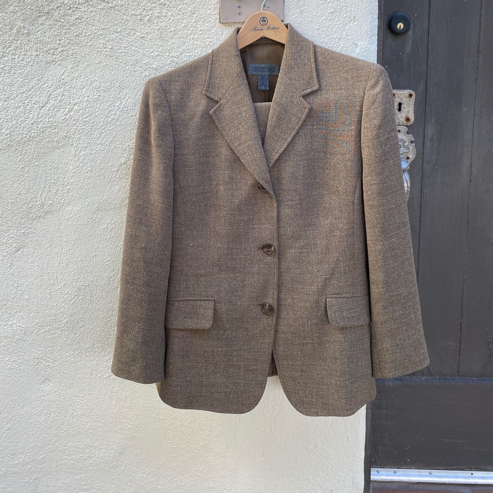 Country Road 2 piece suit size 6 US/ 8 AUS